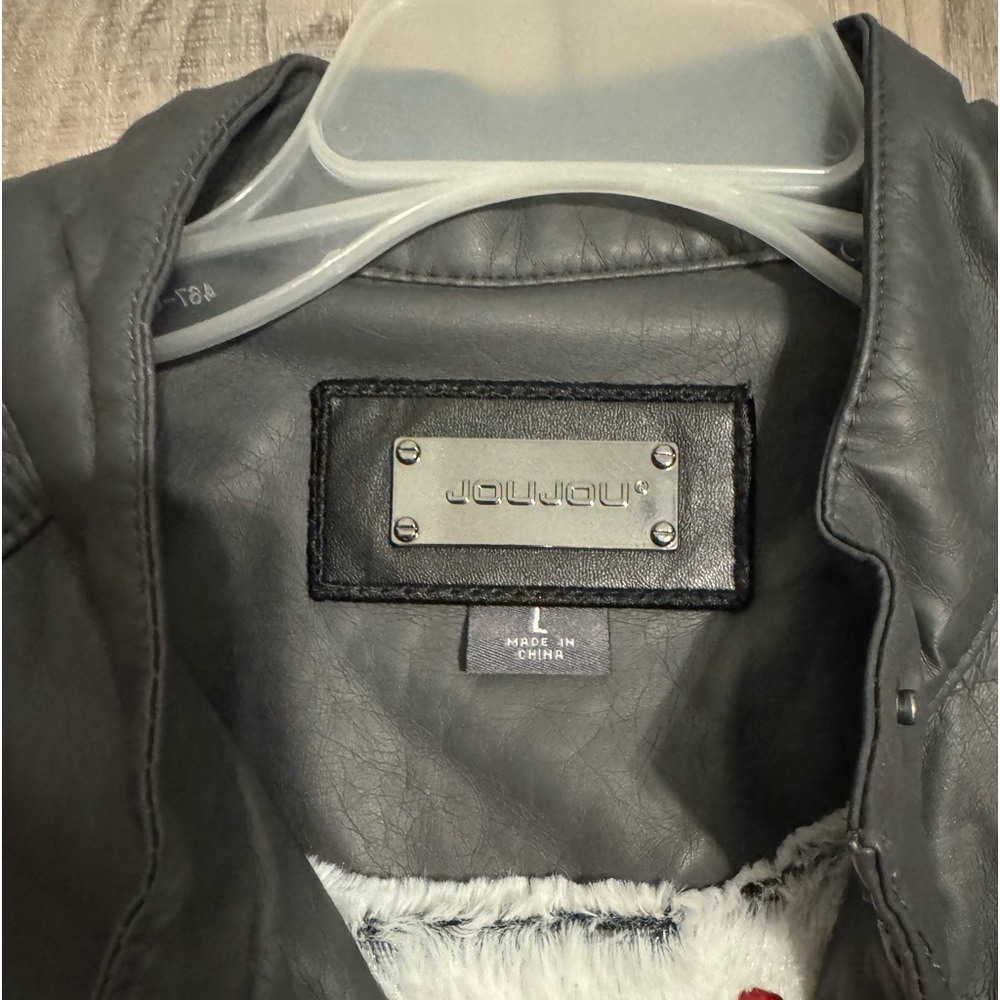 Leather Jacket - Picture 2 of 6